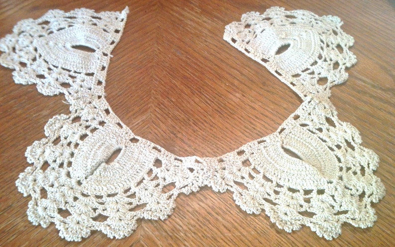 Antique Hand Crocheted Lace Collar image 2