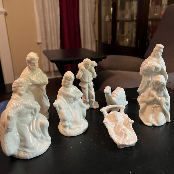 White Porcelain Nativity Set - 8 pieces