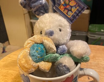 Large Coffee or Soup Cup with Easter Bunny