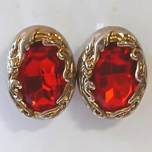 Vintage 1980s Oversized Faux Ruby Clip On Earrings – 1.5” Bold Statement Retro Runway Fashion Accessories