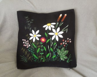 Hand embroidered floral pillow, cushion cover "Daisies" handmade, FREE DELIVERY