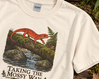 Red Eft on a Mossy Log Graphic Tee