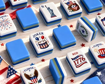 Jogo de Mahjong Americano para o Dia da Independência com Tapete, Peças Patrióticas de Mahjong para o 4 de Julho, Jogo de Mahjong em Acrílico Vermelho, Branco e Azul, 152 ou 160 peças