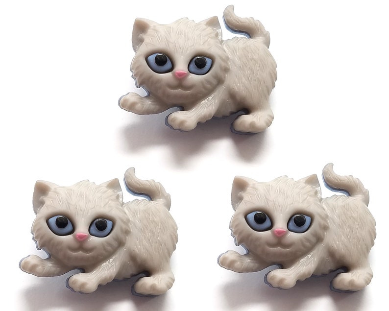 3 pcs Gray Kitty Buttons from the Jesse James Dress It Up Kitten Kaboodle Novelty Button Set