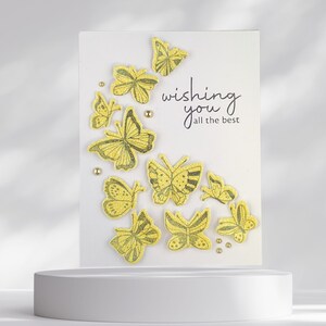Beste wensen wenskaart, ik wens je het allerbeste met gele en witte 3D-vlinders
