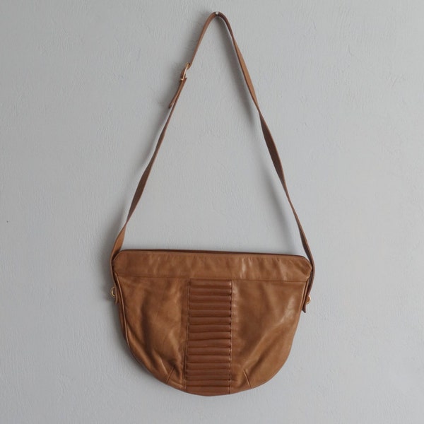 Vintage 1960's Tan Brown Genuine Leather Shoulder Bag with Gold Hardware by Joseph Made in Italy Italian European