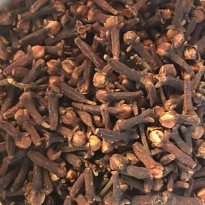 Cloves,  Whole, Syzygium aromaticum, syn. Caryophyllus aromaticus