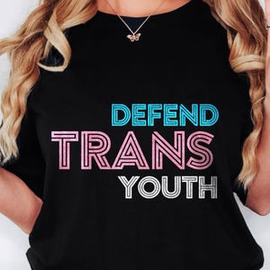 T-shirt « Droits des personnes trans », imprimé « Fierté des jeunes trans » sur le devant, Comfort Colors 1717