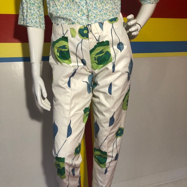 1960s vintage Pucci capris pedal pushers pants floral print Emilio Pucci s white green cotton