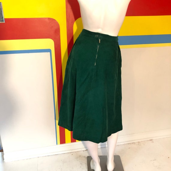 Early 1960s vintage green corduroy skirt pockets … - image 3