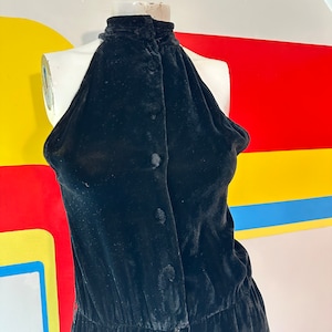 1980s 80s vintage black velvet noir cocktail dress lbd xs Bloomingdales holiday mock neck goth christmas designer party 1970s 70s witch tank
