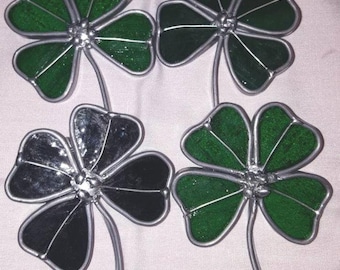 4 leaf clover screen hanger stained glass