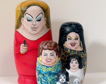 Juego de muñecas rusas de 6 piezas, personalizado, pintado a mano y con temática divina / Hecho a pedido