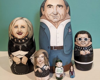 Juego de muñecas rusas de 6 piezas, personalizado, pintado a mano y con temática de Schitt's Creek / Hecho a pedido