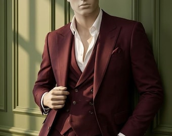 Abito a tre pezzi color rosso vino, gilet doppiopetto, vestibilità slim, abbigliamento formale