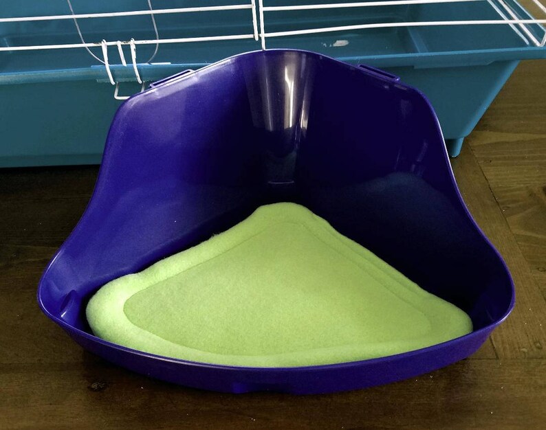 Corner Litter Liner Pad Guinea Pig Small Animals Cavy Rat Image 0