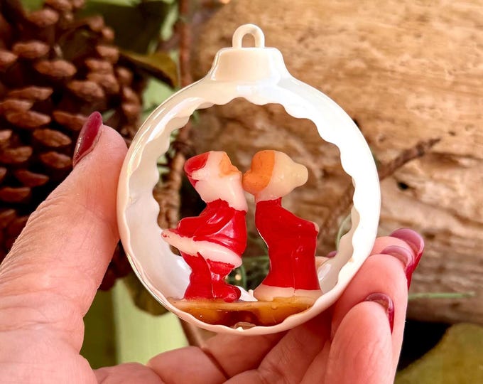 Vintage Jewelbrite Kissing Santa Christmas Ornament 1960 1970 Mr Mrs ...