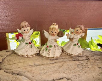 Vintage NAPCO Christmas Angel Figurine: 1950s Ceramic Kitsch Decor