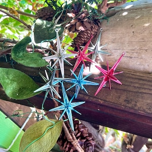 Vintage Bradford Sputnik Christmas Ornaments: Metallic Starburst