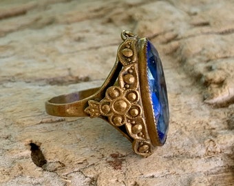 Vintage Victorian Blue Glass Ring Art Deco Blue Ring 1920