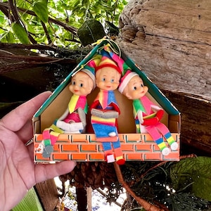 Vintage rose jaune Orange vert elfe lutin serre-genoux décoration de Noël 1950 1960 décor de Pâques en plastique rétro kitsch rétro 3 IOB