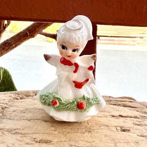 Estatueta de anjo de Natal vintage Napco, anjo dançando, harpa, espaguete floral, cerâmica, Napcoware, anjo, menina, MCM, decoração retrô kitsch para festas