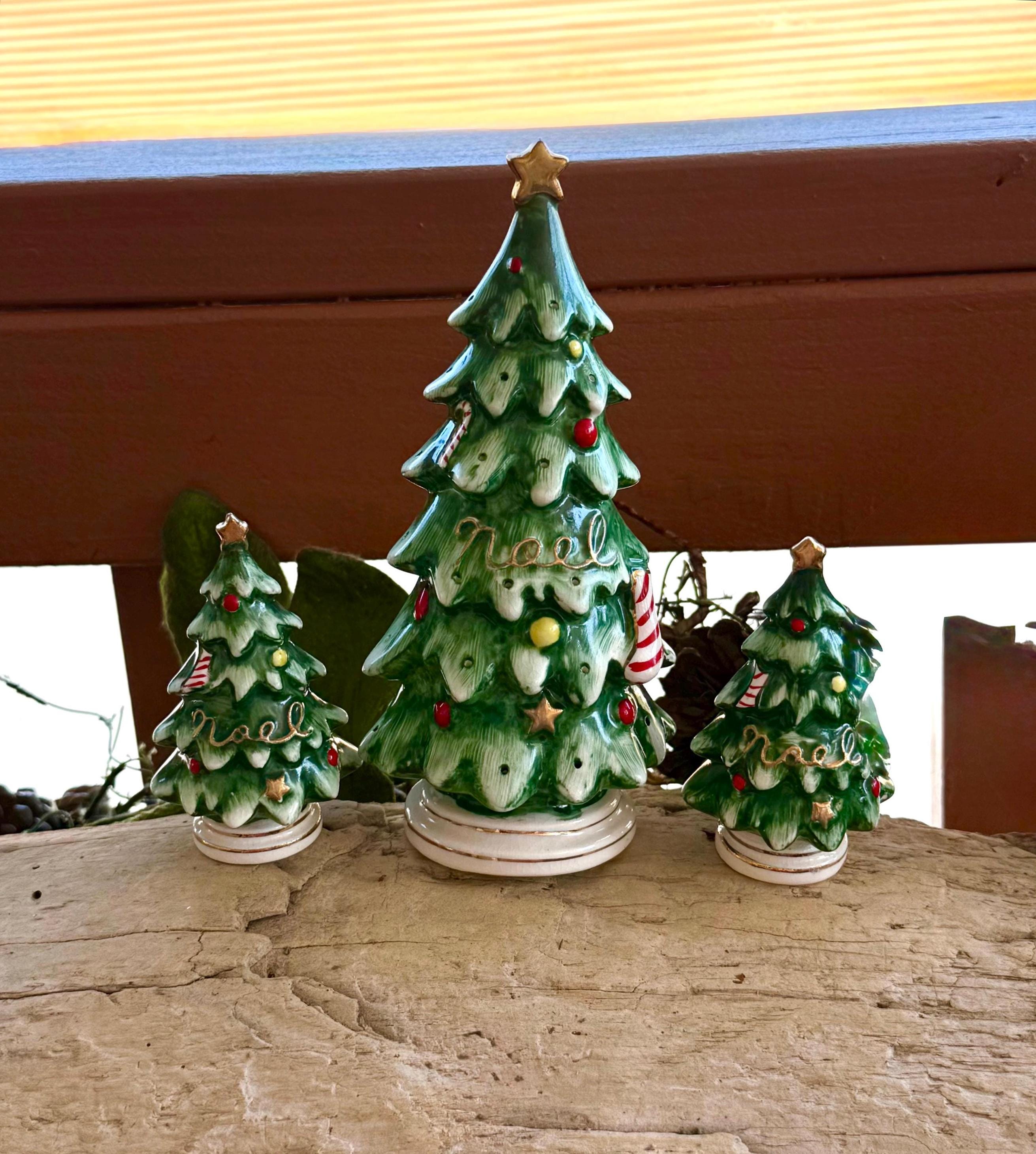 Vintage 1950 LEFTON NOEL Christmas Tree Hors D'oeuvre Salt Pepper