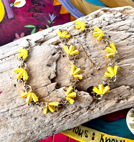 Vintage Yellow Demi Parure Flower Choker Floral N… - image 8