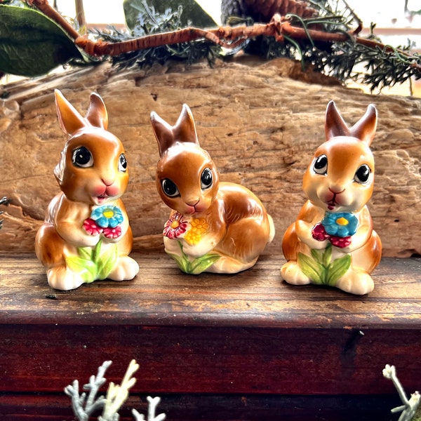 Vintage LEFTON Anthropomorphic  Bunny Rabbit 1950 MCM Ceramic Bunny Figurine Japan Retro Kitsch Chained Easter Decor Set 3