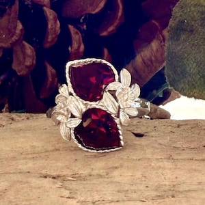 Vintage 1970 LOVE STORY Red Heart Ring Sarah Coventry Ring Cocktail Statement Retro Bride Bridal Wedding Romantic Christmas Gift Her