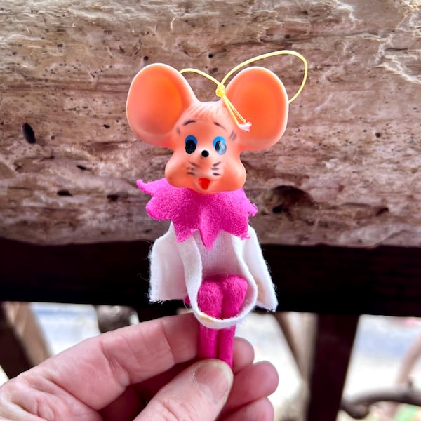 Pink Knee Hugger Ornament - Etsy