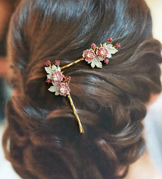 Vintage 1940 1950 Pink Floral Enamel Hairpins Rhinestone  display picture 2