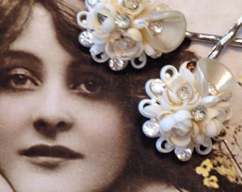 Vintage Mother Pearl Floral Shell Hairpins Bobby Pins 1940 1950 Celluloid Jewelry Retro Bride Bridal Tropical Ocean Wedding
