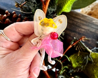 Vintage Pink Tulle Angel Christmas Ornament Angel 1950 1960 Japan Chenille Pipe Cleaner Retro Package Tie On MCM Retro Kitsch Decor