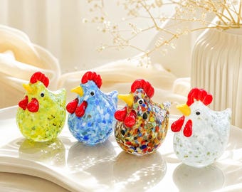 Handgeblasene Hühnerfigur aus Glas, gesprenkelte Hahnenfigur im Murano-Stil, Miniatur-Hahnfigur, Schreibtischdekoration im Cottagecore-Stil, Ostergeschenk, Vogelornament im Landhausstil