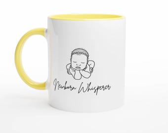 Newborn Whisperer Keramiktasse, Kaffeetasse für Fotografin, Newborn Photographer Mug, Geschenk Babyfotograf, Funny Photography Cup