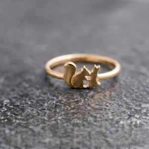 Squirrel Ring – Minimalist Woodland Animal Jewelry – 14K Gold Plated Gift