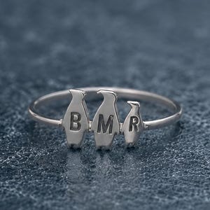 Personlig familje initialring, anpassad silverring för mor och barn