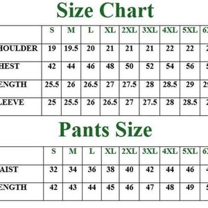 Puede incluir: Una tabla de tallas con texto verde oscuro sobre un fondo blanco. La secci&oacute;n superior enumera las medidas de hombro, pecho, largo y manga para las tallas S a 6XL. La secci&oacute;n inferior enumera las medidas de cintura y largo para pantalones.