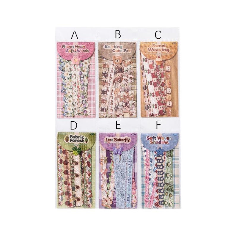 Pode incluir: Seis conjuntos de fitas decorativas rotuladas de A a F, cada uma num cart&atilde;o com um tema &uacute;nico: Flowers Weave Soft Words, Knitting Cute Pet, Sweet Weaving, Fabric Forest, Lace Butterfly e Soft Woven Shadow, apresentando v&aacute;rios padr&otilde;es.