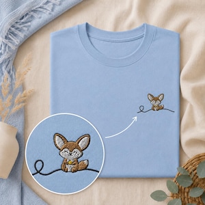 Besticktes T-Shirt mit Fennek-Fuchs – süßes Tiermotiv mit kleinem Brustmotiv