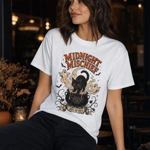 Koszulka na Halloween – Witchy Vintage Halloween Graphic