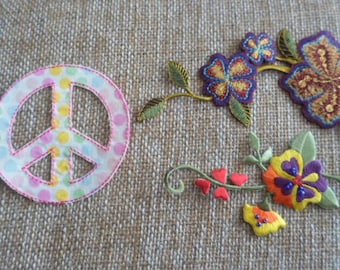 Large Iron On Appliques, Peace Sign, Decorative Appliques, Sewing, Crafting, Fabric Patches, Fabric Applique's, Sewing Supplies, Appliques