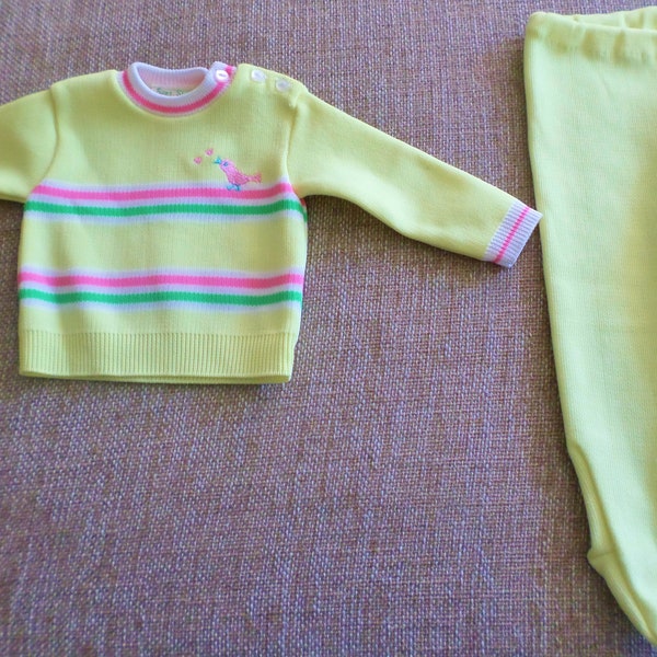 Vintage Soft Spun 2 Piece Knit Newborn Baby Outfit, Polyester Knit, Yellow, Green, Pink, Bird, Footie Bottoms, Unisex, Infant, Baby Clothes