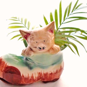 Vintage Cat In A Boot Ceramic Planter Or Vase Made In Japan Turquoise Blue, Chestnut Brown, Ivory, Beige image 1