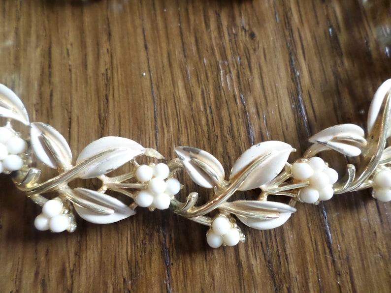 Ivory Enamel Collectible Designer Vintage 50s Signed Coro White Enamel Leaf Bead Cluster Necklace and Clip On Earrings Set Gold Tone