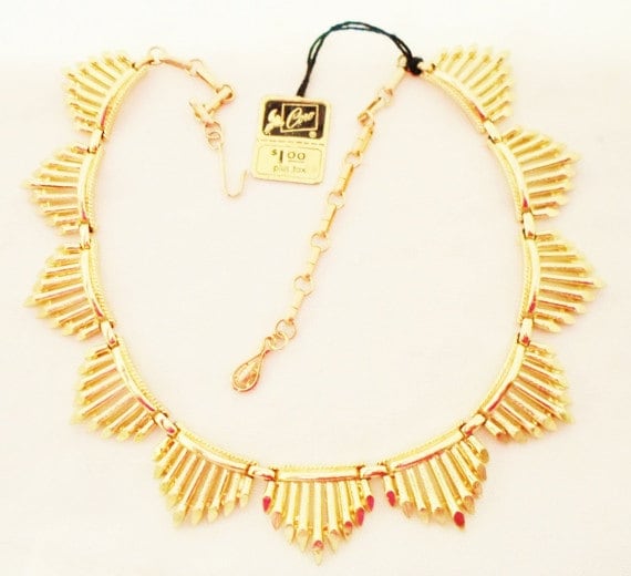 Tagged Goldtone Coro Necklace Vintage 1945, Holly… - image 1