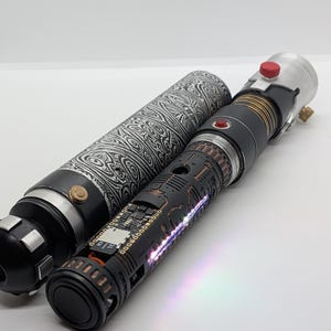 VL-36 lightsaber image 11