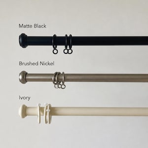 Juego de barra de cortina de aluminio con anillas, barra de cortina de metal hueco, negro mate, níquel cepillado, marfil, herrajes incluidos.