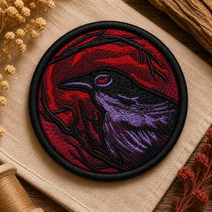 Diseño de bordado de cuervo, archivo de bordado a máquina de parche circular de pájaro cuervo, PES DST EXP gótico de Halloween
